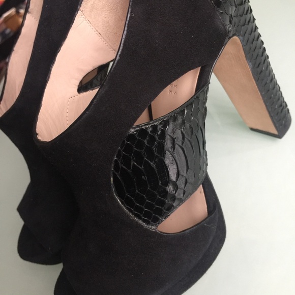 BARNEYS NEW YORK SUEDE AND SNAKE PLATFORM SHOES - Picture 5 of 6